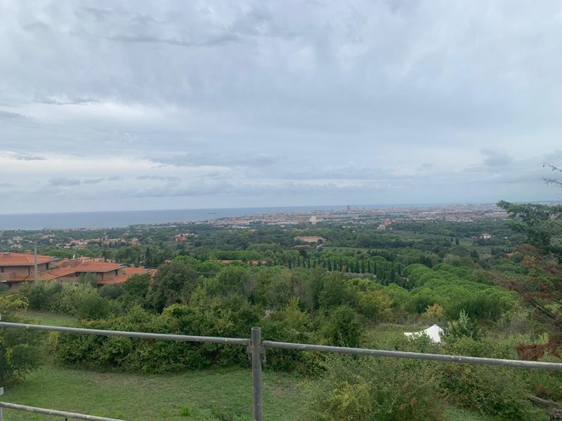 Villetta a schiera in Vendita a Livorno, 630'000&euro;, 210 m², con Box