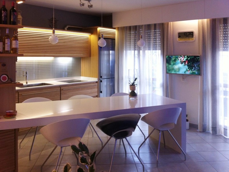 Appartamento in Vendita a Massa, zona Marina di Massa, 470'000€, 133 m², arredato