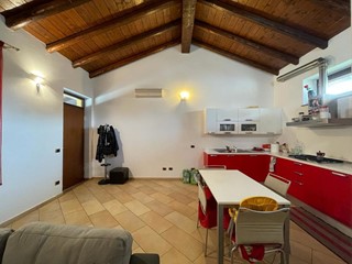 Trilocale in Vendita a Robecco sul Naviglio, 115'000€, 90 m²