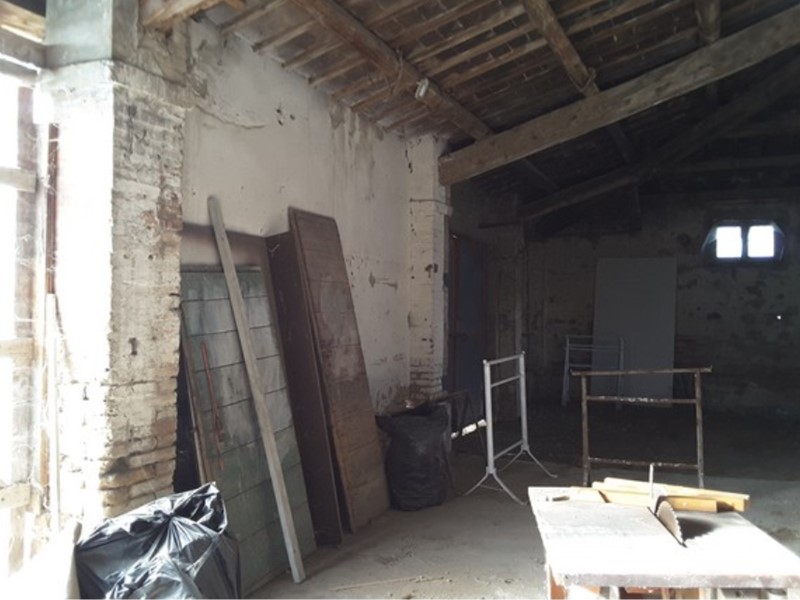 Casa Indipendente in Vendita a Cesena, zona Pievesentina, 99'431€, 819 m²