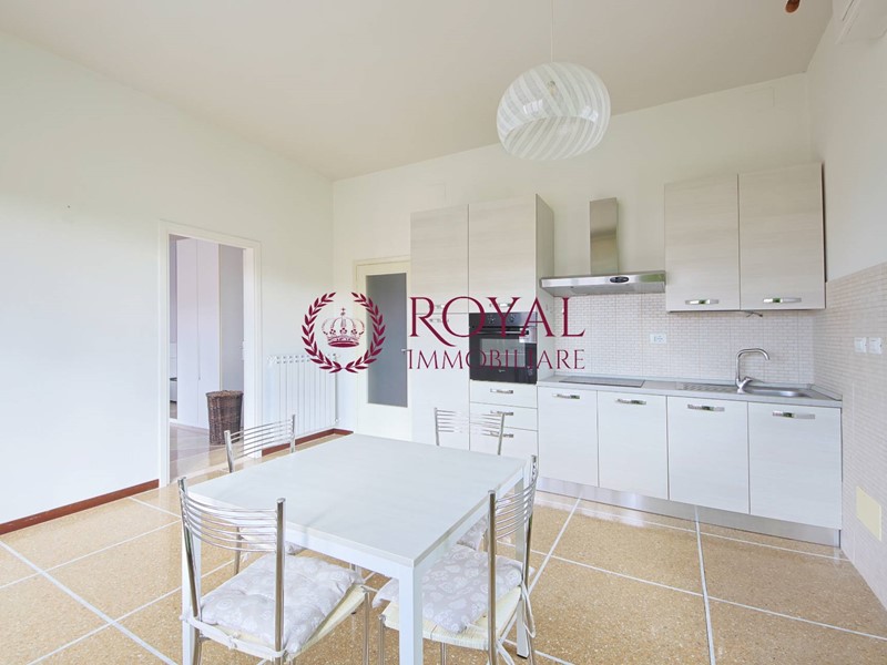Appartamento in Vendita a Livorno, zona ZONA OSPEDALE, 187'000€, 138 m²