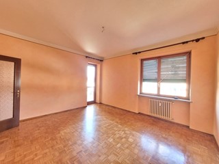 Trilocale in Vendita a Carmagnola, 75'000€, 83 m²