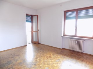 Trilocale in Vendita a Carmagnola, 75'000€, 84 m²
