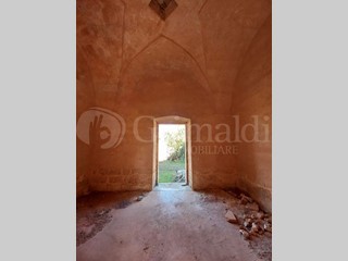 Casale in Vendita a Ugento, 155'000€, 120 m²