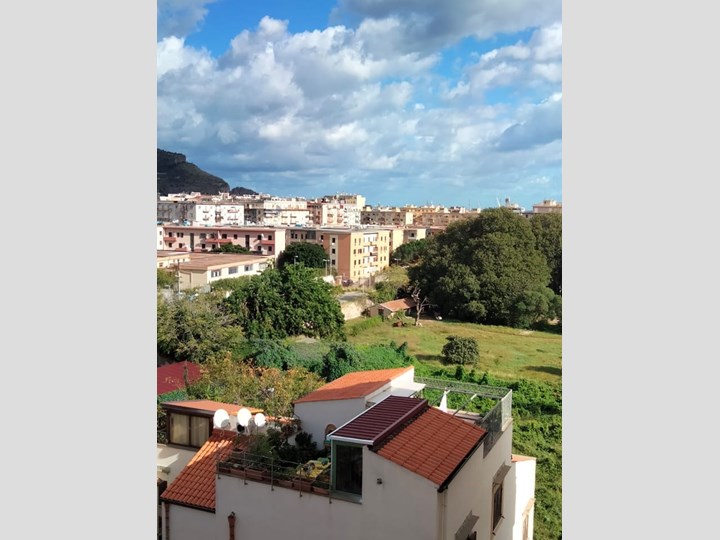 Quadrilocale in Vendita a Palermo, zona Dante, 178'000€, 95 m², con Box