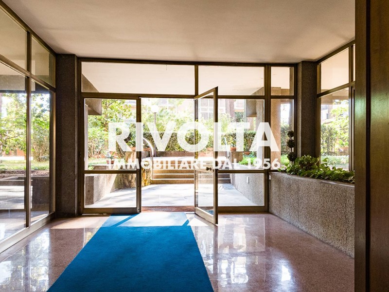 Appartamento in Vendita a Roma, zona Vigna Clara, 1'220'000€, 280 m²