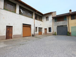 Casa Indipendente in Vendita a Adro, 129'000€, 407 m²