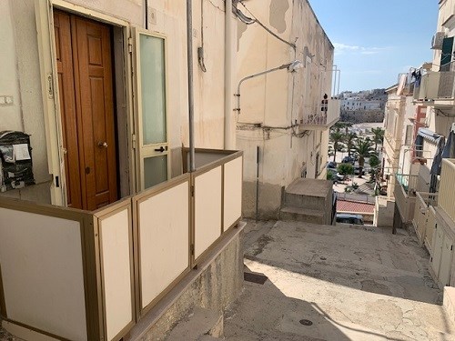 Trilocale in Vendita a Vieste, zona borgo ottocentesco, 130'000€, 65 m²