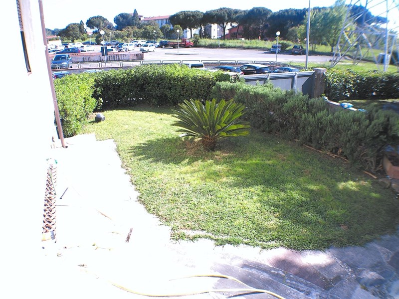 Appartamento in Vendita a Carrara, zona Sant'Antonio, 310'000€, 150 m², arredato