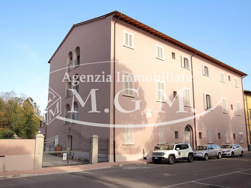 Ufficio in Vendita a Bientina, 190'000€, 100 m²