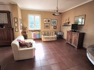 Casale in Vendita a Crespina Lorenzana, 1'250'000€, 550 m², arredato
