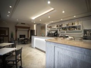 Attività commerciale in Vendita a Lucca, 2'200'000€, 550 m²