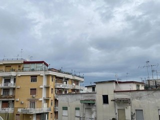 Appartamento in Vendita a Napoli, 285'000€, 150 m²