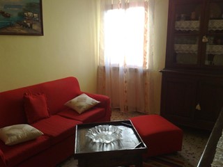 Quadrilocale in Vendita a Peccioli, zona Fabbrica, 45'000€, 55 m²