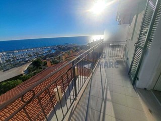 Bilocale in Vendita a Santo Stefano al Mare, 249'000€, 55 m², arredato