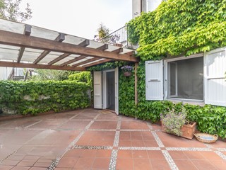 Casa Indipendente in Vendita a Cesena, 340'000€, 227 m², con Box