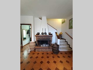 Casa Semi Indipendente in Vendita a Casola in Lunigiana, 118'000€, 150 m²