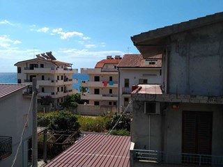 Casa Indipendente in Vendita a Bova Marina, 70'000€, 150 m²