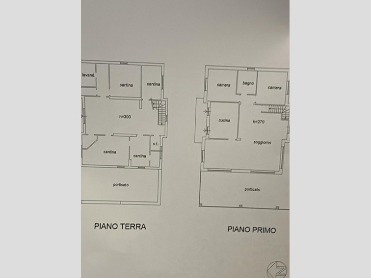 Villa in Vendita a Santa Maria della Versa, 335'000€, 260 m², arredato