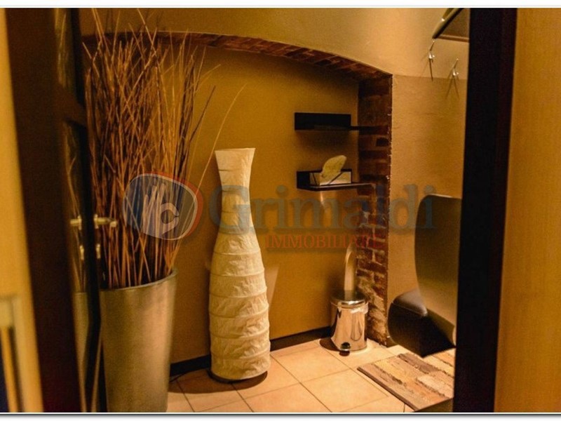 Negozio in Vendita a Sedriano, 135'000€, 110 m²