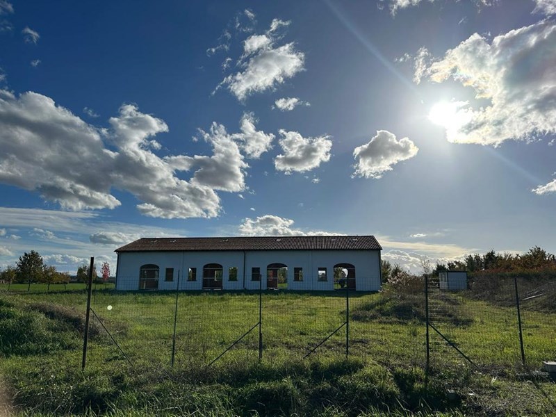 Rustico in Vendita a Parma, zona Viale delle Esposizioni, 690'000€, 11000 mq terreno