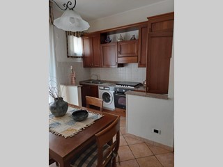 Appartamento in Vendita a Castelfranco di Sotto, 95'000€, 80 m², arredato