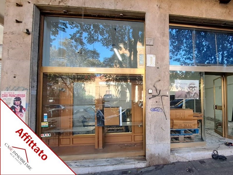 Negozio in Affitto a Roma, 1'200€, 130 m²