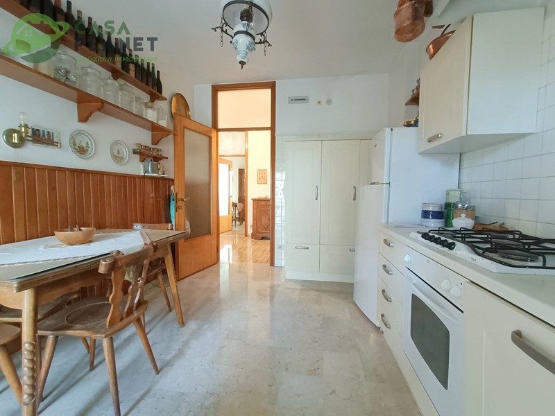 Appartamento in Vendita a Venezia, zona Mestre, 320'000€, 160 m²