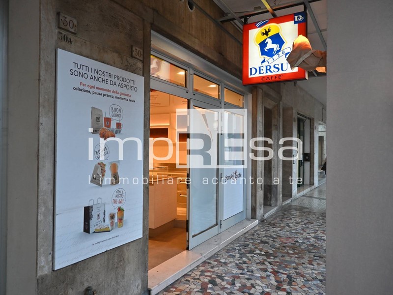 Negozio in Vendita a Treviso, zona Centro storico, 200'000€, 47 m²