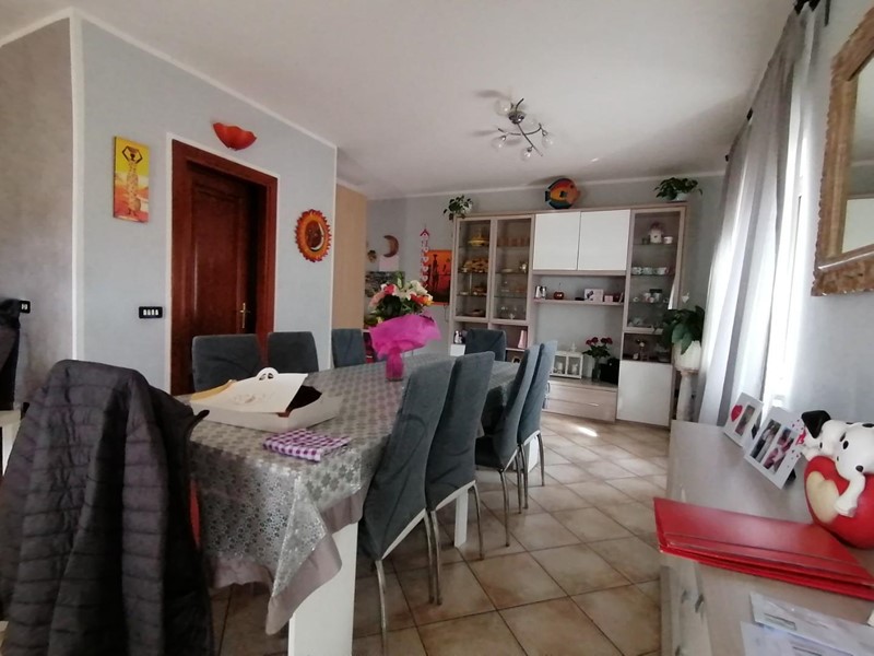 Casa Indipendente in Vendita a Massa, zona Quercioli, 460'000€, 140 m²