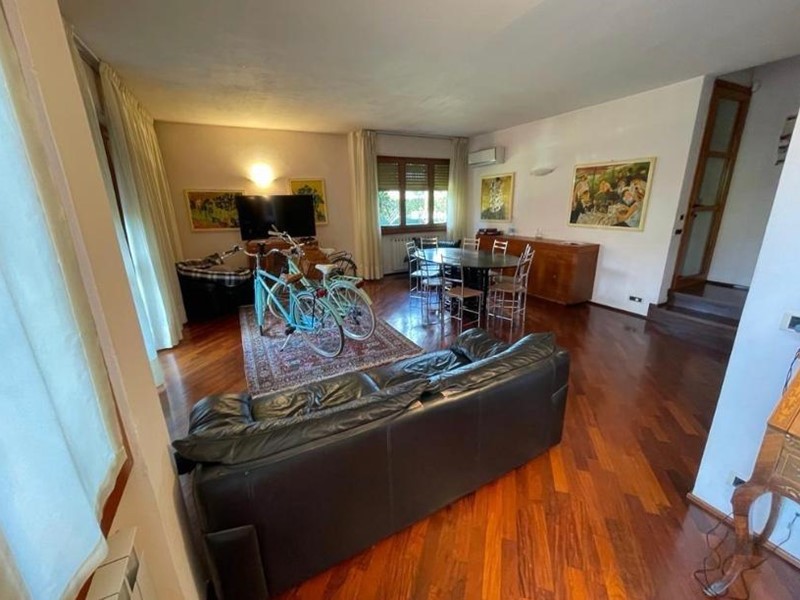 Villa in Affitto a Forte dei Marmi, 10'000€, 150 m², arredato