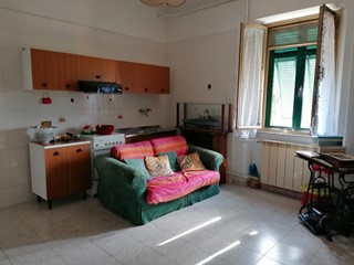 Quadrilocale in Vendita a Massa, zona Romagnano, 118'000€, 90 m²