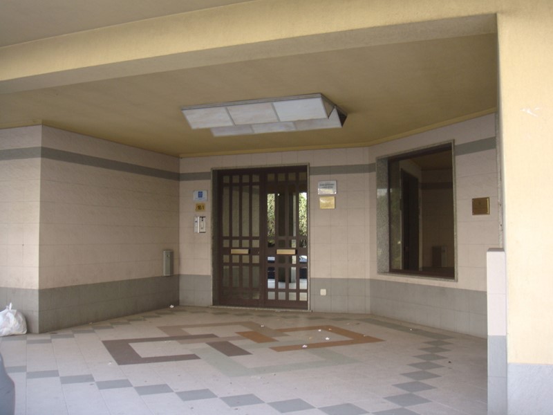 Ufficio in Affitto a Reggio Calabria, 1'200€, 200 m²