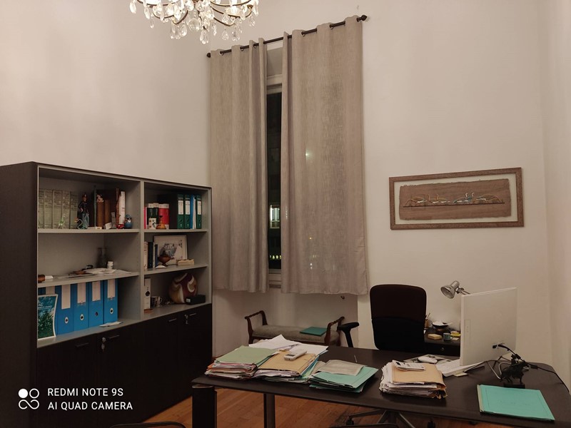 Ufficio in Affitto a Livorno, zona Centro storico, 800€, 60 m², arredato