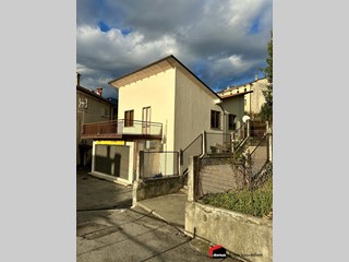 Villa in Vendita a Lugo di Vicenza, 160'000&euro;, 160 m²