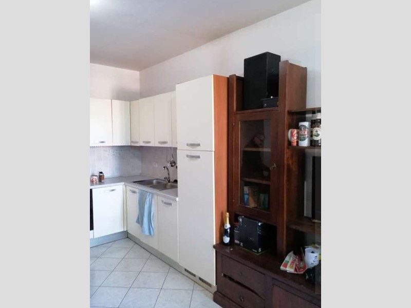 Trilocale in Vendita a Ravenna, 34'500€, 72 m², con Box