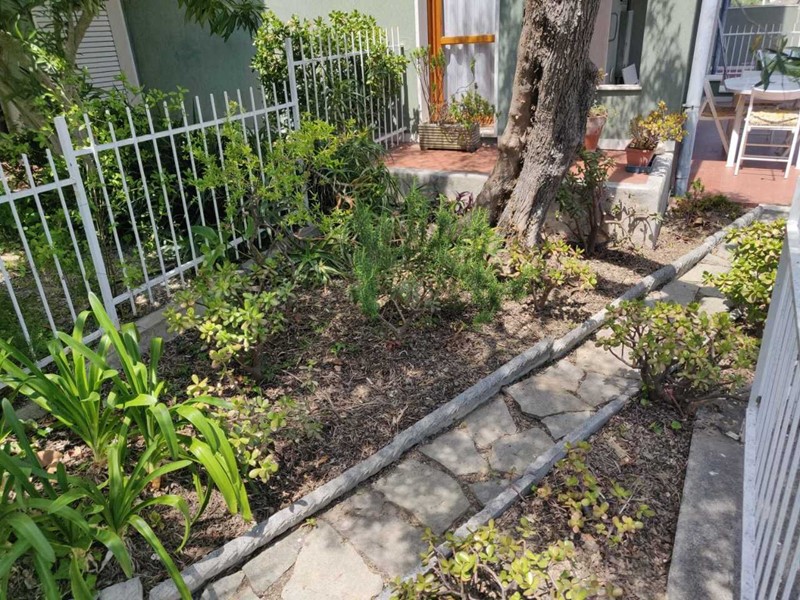 Bilocale in Affitto a San Bartolomeo al Mare, 690€, 53 m²