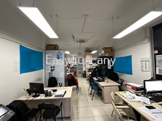 Immobile commerciale in Vendita a Lucca, 110'000€, 45 m²