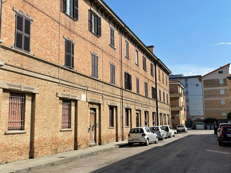 Trilocale in Vendita a Falconara Marittima, 37'000€, 56 m²