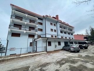 Monolocale in Vendita a Sarnano, zona Centro , 28'000€, 30 m², arredato