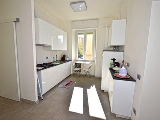 Appartamento in Affitto a Massa, 3'500€, 75 m², arredato