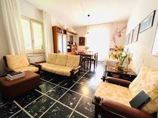 Appartamento in Vendita a Massa, 320'000€, 115 m², arredato