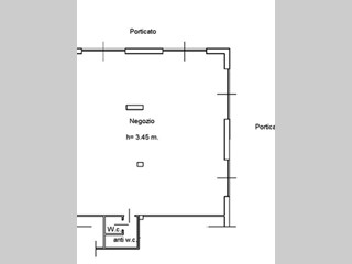 Immobile commerciale in Vendita a Castelnuovo Magra, 200'000€, 240 m²