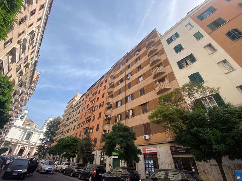 Magazzino in Vendita a Roma, 50'000&euro;, 80 m²