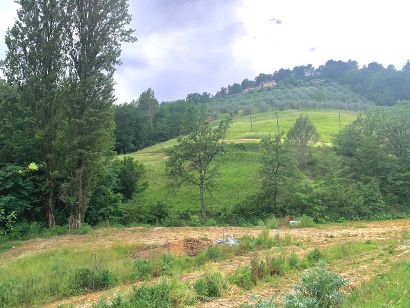 Terreno agricolo in Vendita a Bevagna, 28'000€, 35000 m²