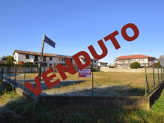 Terreno edificabile in Vendita a Inveruno, 135'000€, 950 m²