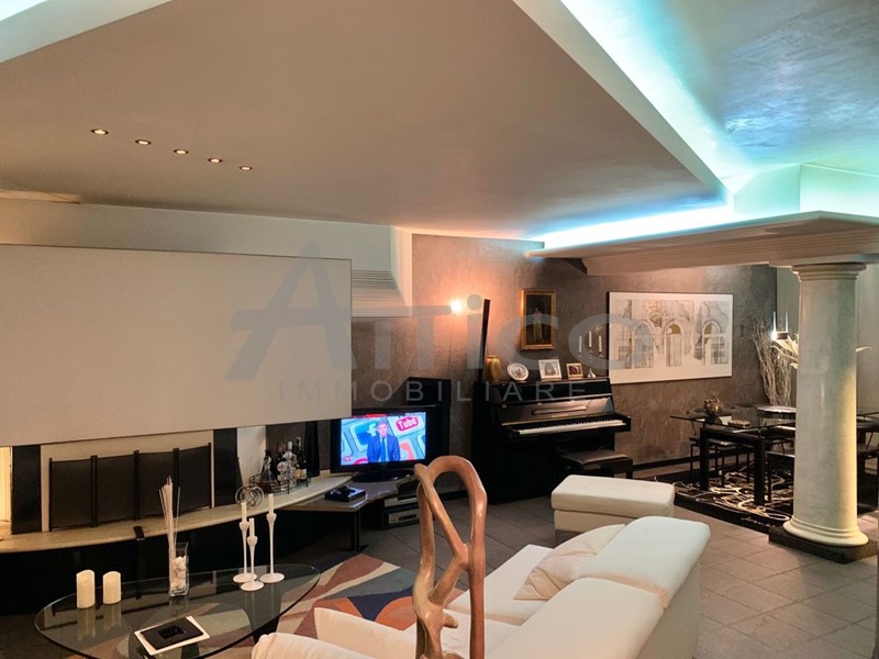 Casa Indipendente in Vendita a Rovigo, zona Centro cittÃ, 279'000&euro;, 160 m², con Box