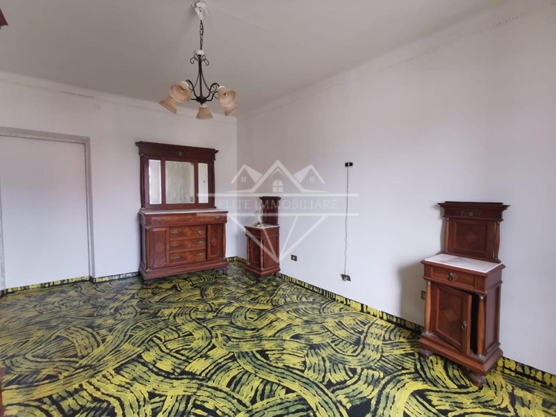 Trilocale in Vendita a Carrara, 98'000€, 65 m²