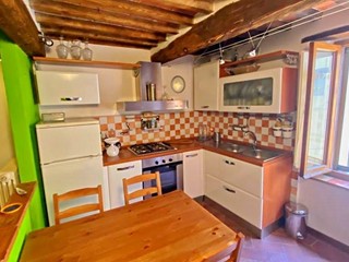 Quadrilocale in Vendita a Castel del Piano, 50'000€, 70 m², arredato