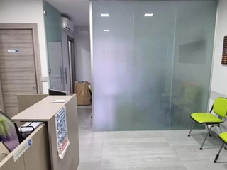 Ufficio in Vendita a Pomigliano d'Arco, 265'000€, 100 m², arredato